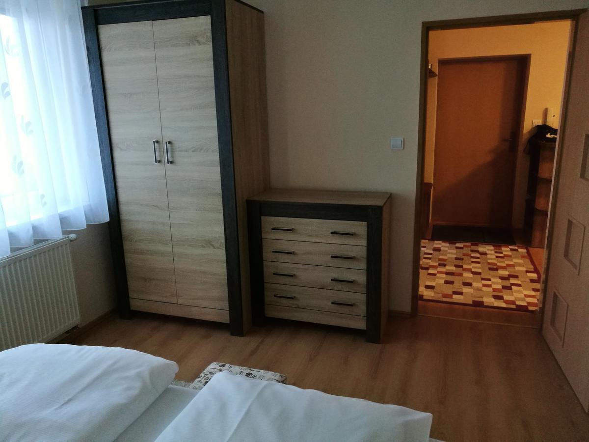 Apartment Pinewood *** Vysne Ruzbachy Bagian luar foto