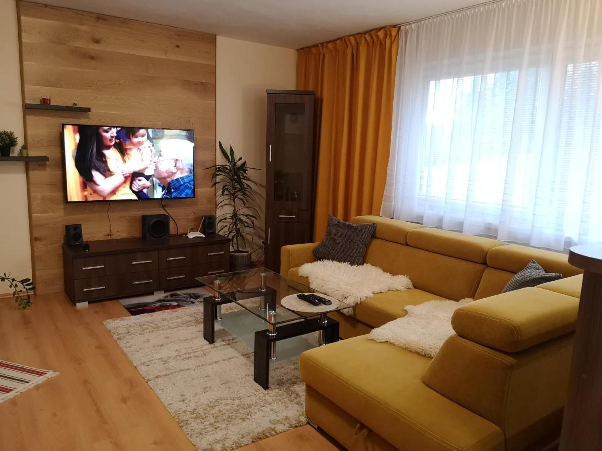 Apartment Pinewood *** Vysne Ruzbachy Bagian luar foto